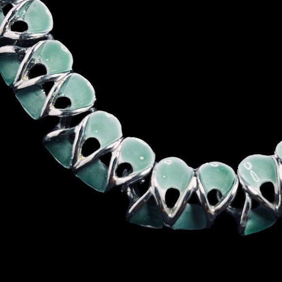 Vintage Silver Tone And Green Enamel Choker Necklace (5305) - Picture 3 of 7